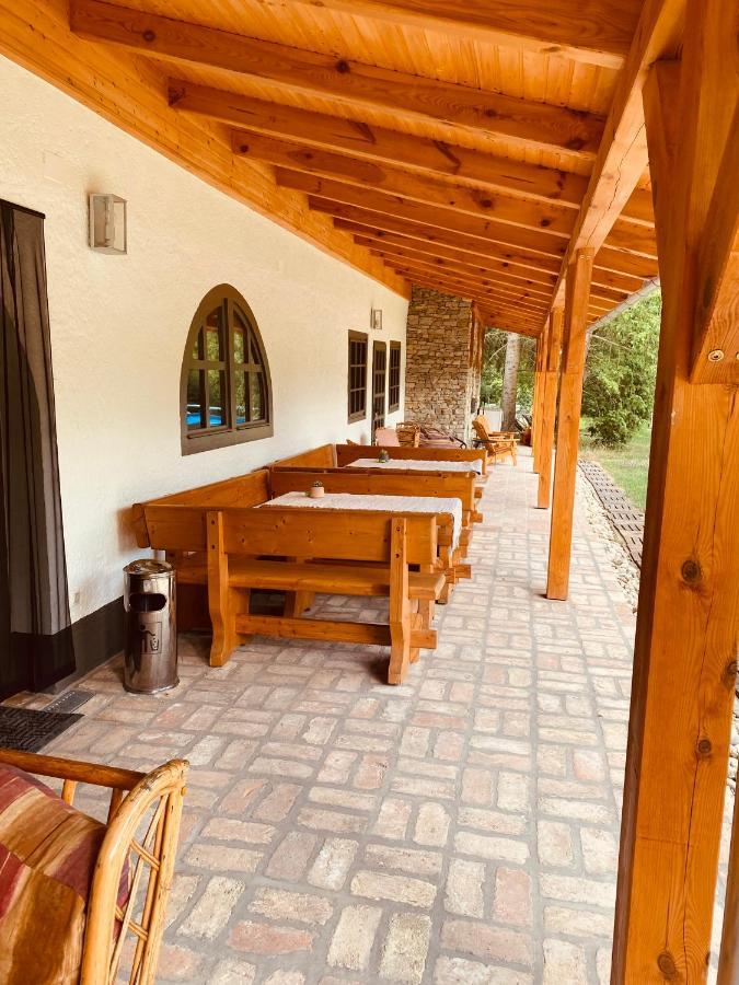 Fonfa Liget Hotell Sénye Exteriör bild