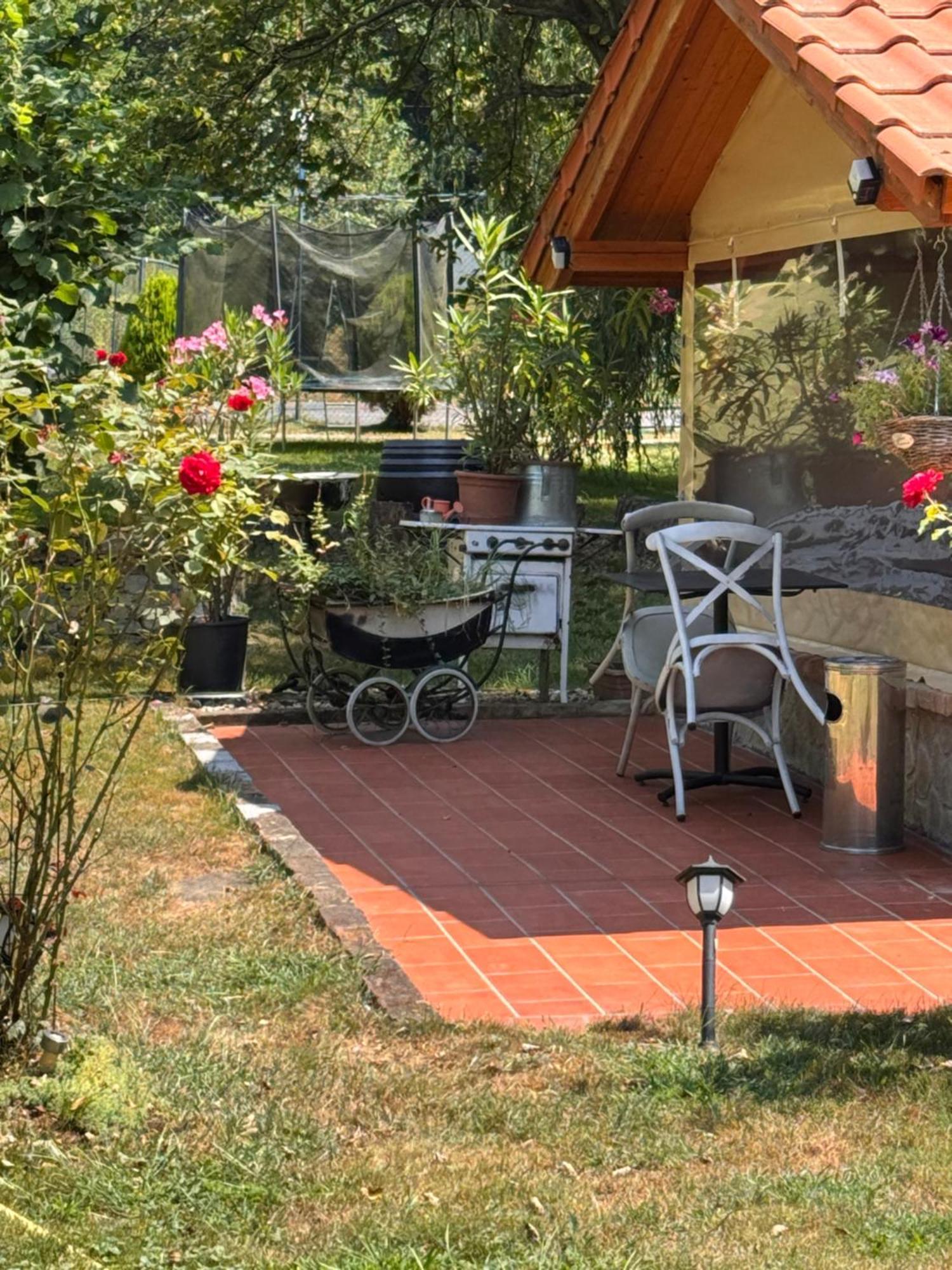 Fonfa Liget Hotell Sénye Exteriör bild