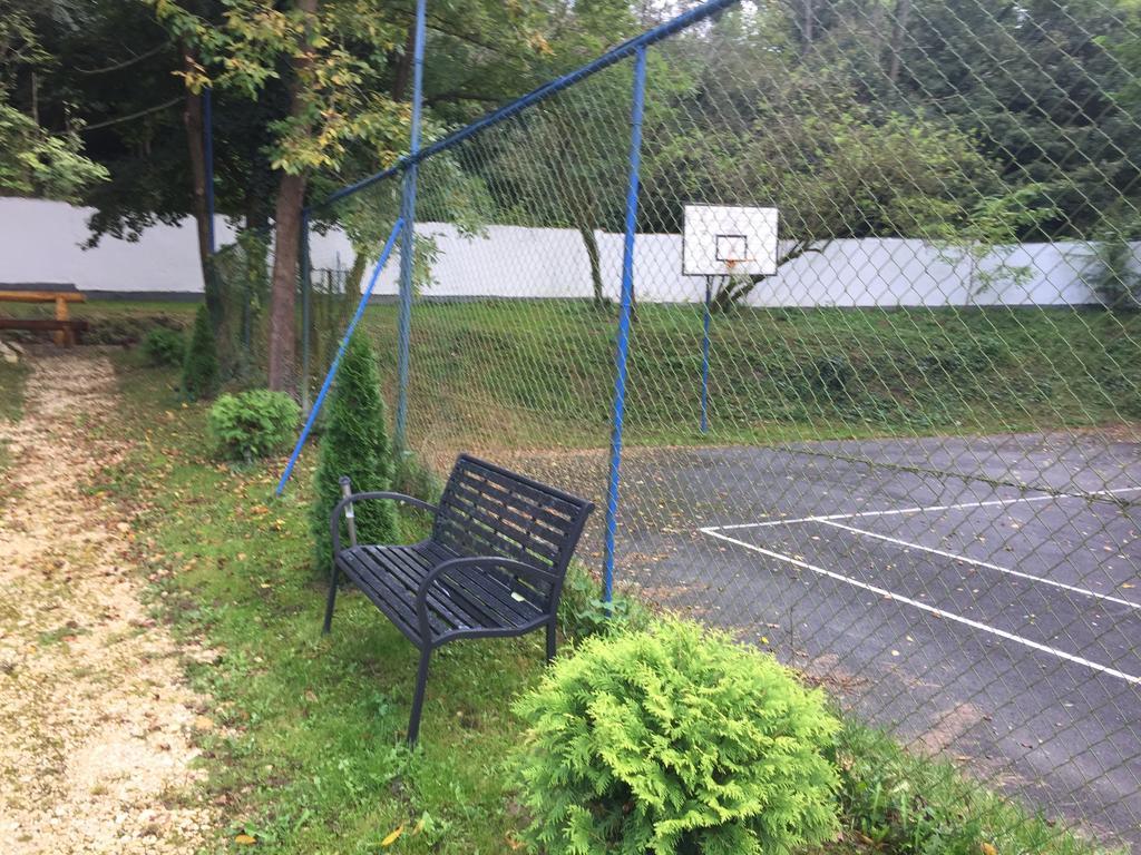 Fonfa Liget Hotell Sénye Exteriör bild