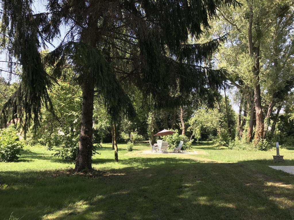 Fonfa Liget Hotell Sénye Exteriör bild